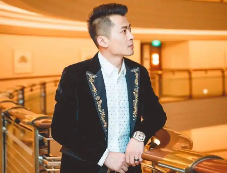 网红二驴与辛巴关系变化_ks平台网红恩怨_二驴的网红八卦是谁-