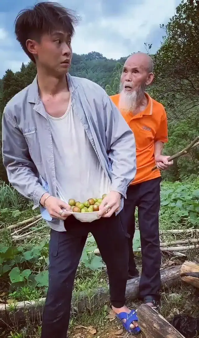 许华升网红女友婷婷官宣分手_许华升网红八卦-_广西网红许华升婷婷分手